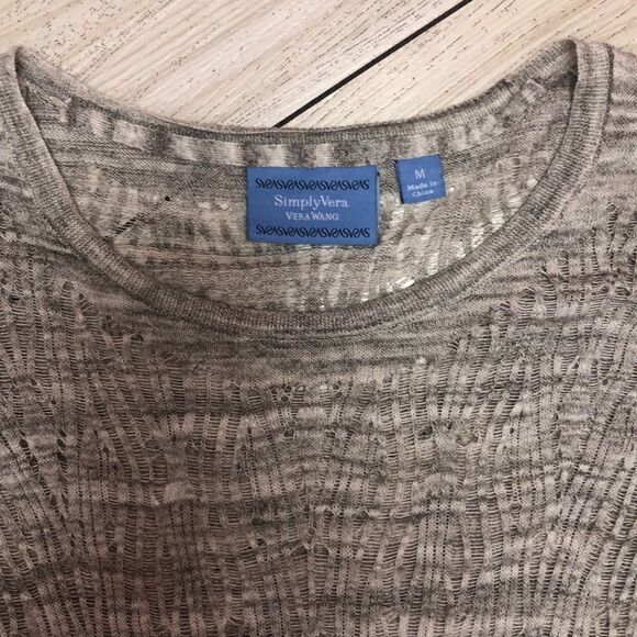 Simply Vera Open weave knit longsleeve top. Size M - Picture 2 of 6